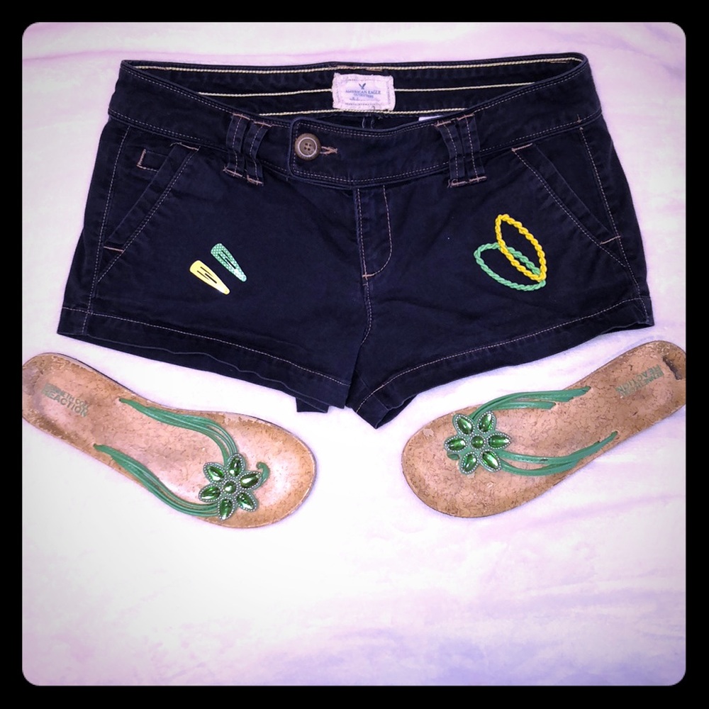 American Eagle Navy Blue Chino Shorts Size 4